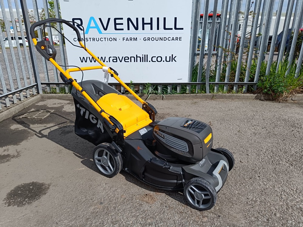 950 SQ AE STIGA COMBI MOWER