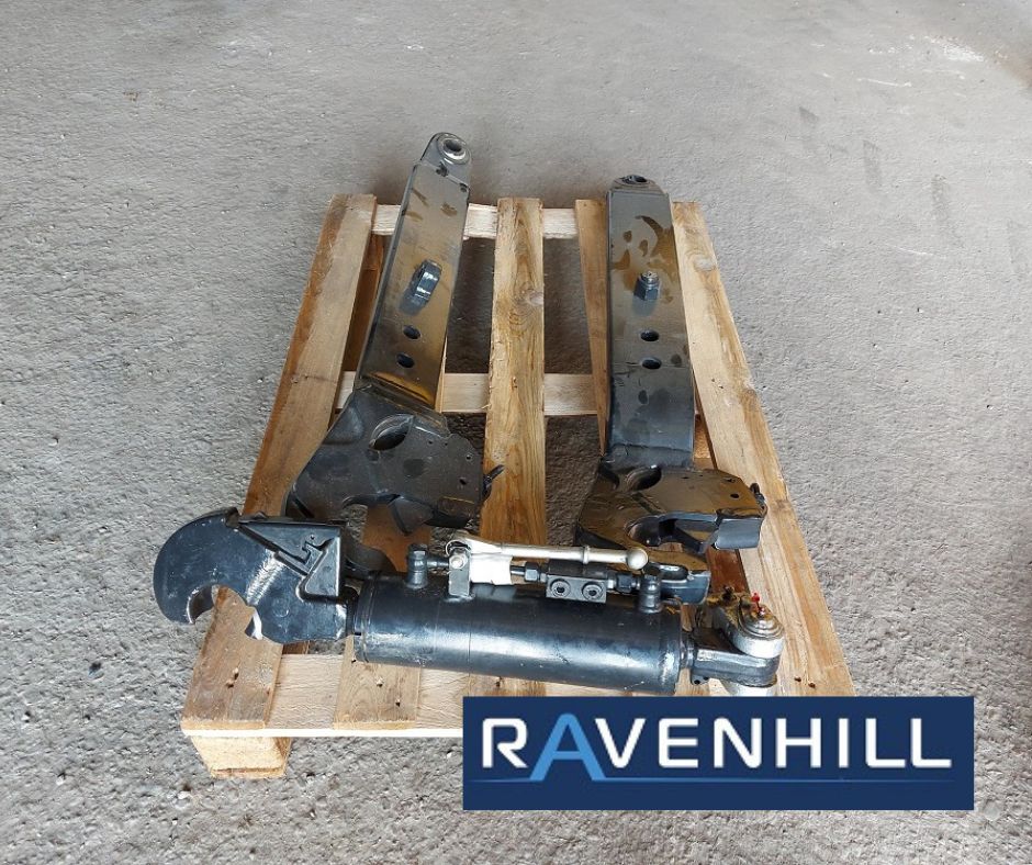 LIFT ARMS NEW HOLLAND CAT 4