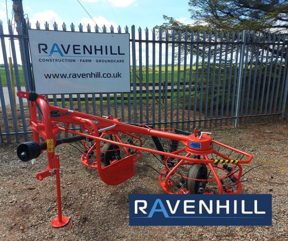 HAYBOB 300 KUHN TEDDER/RAKE