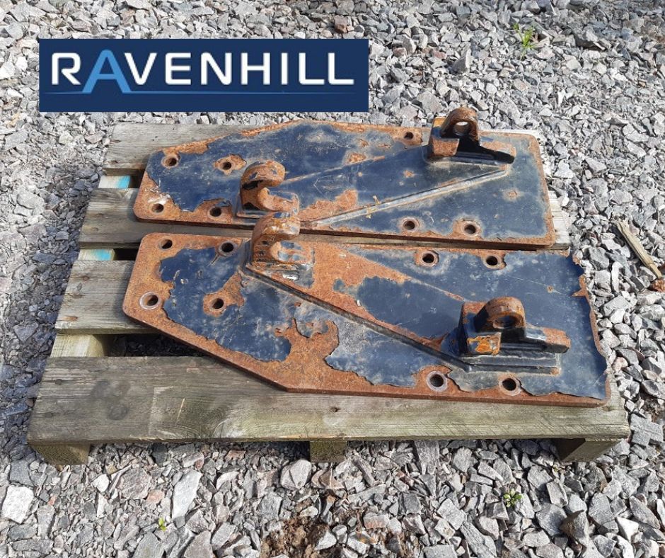 BRACKETS SPREAD-A-BALE