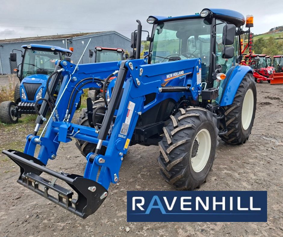 T4S.75 NEW HOLLAND TRACTOR