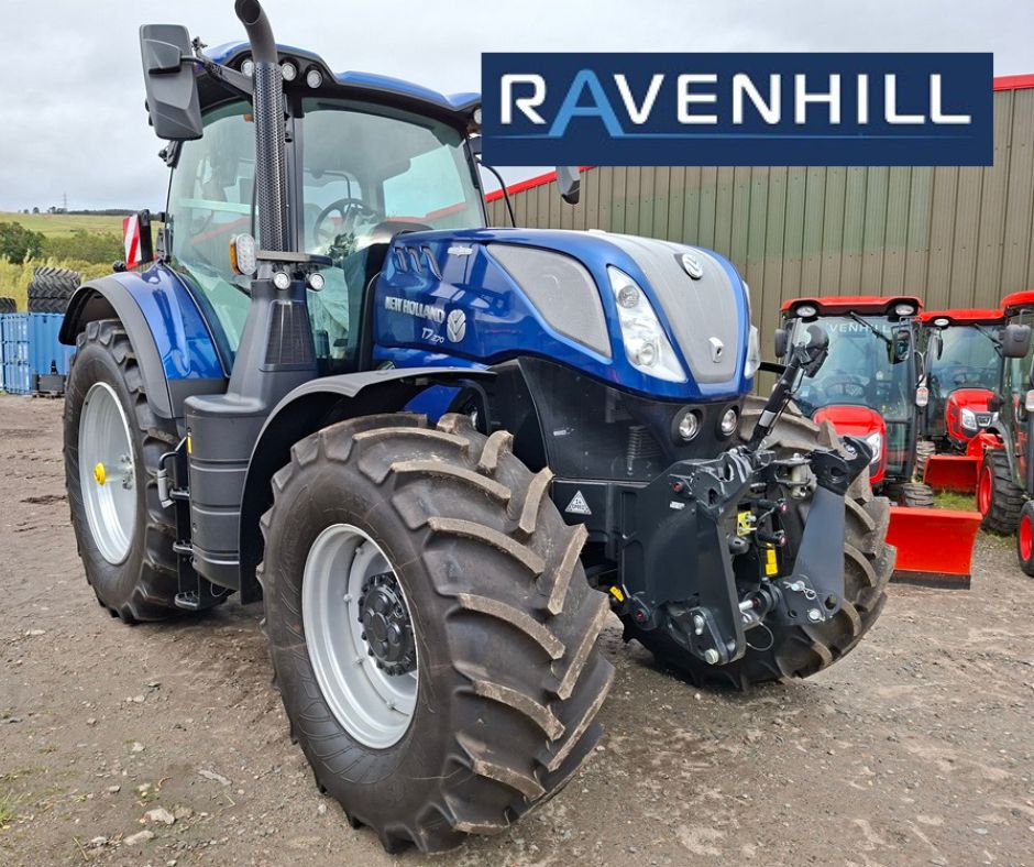 T7.270 AC NEW HOLLAND TRACTOR
