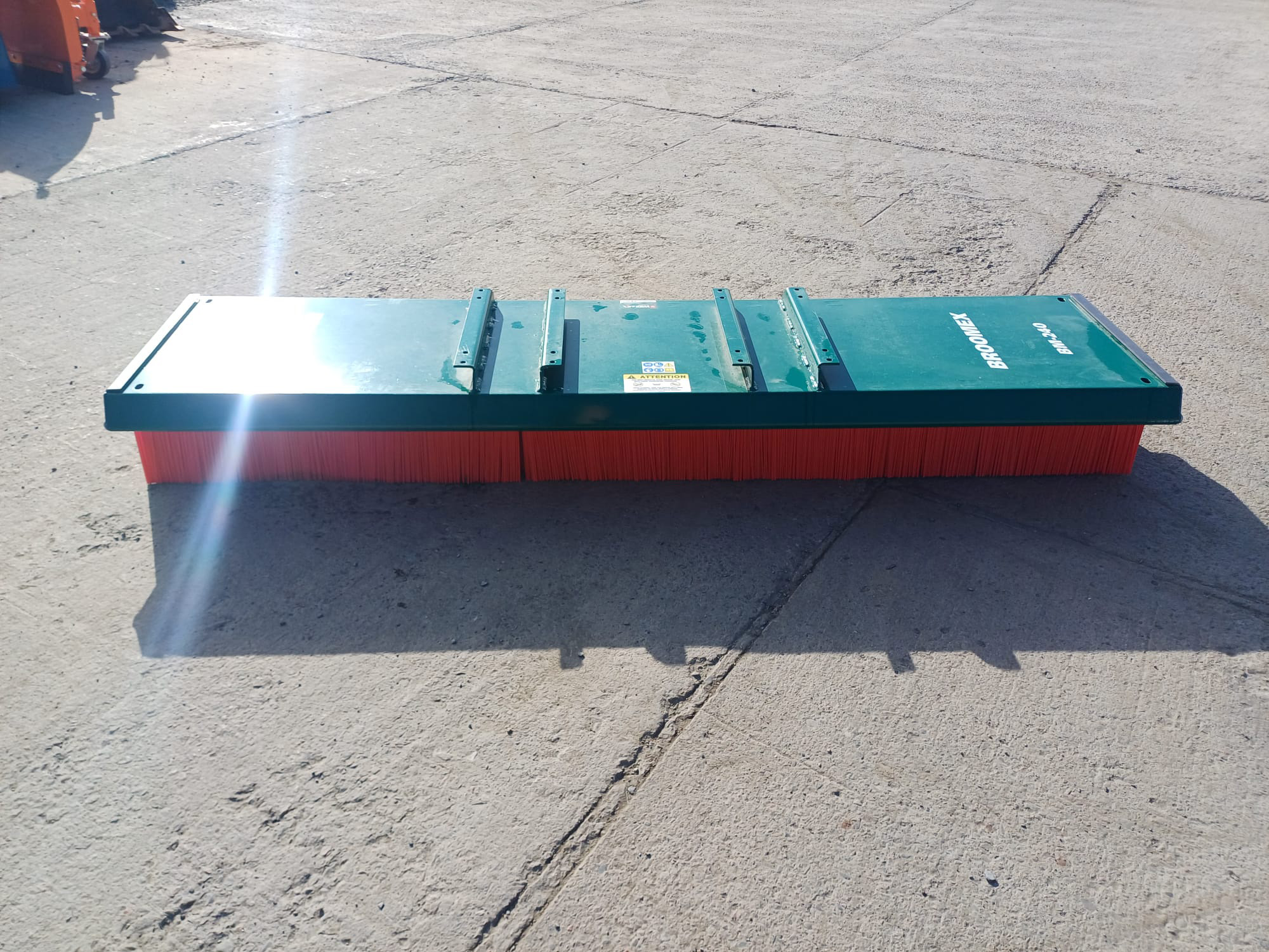 BM240 WESSEX BRUSH