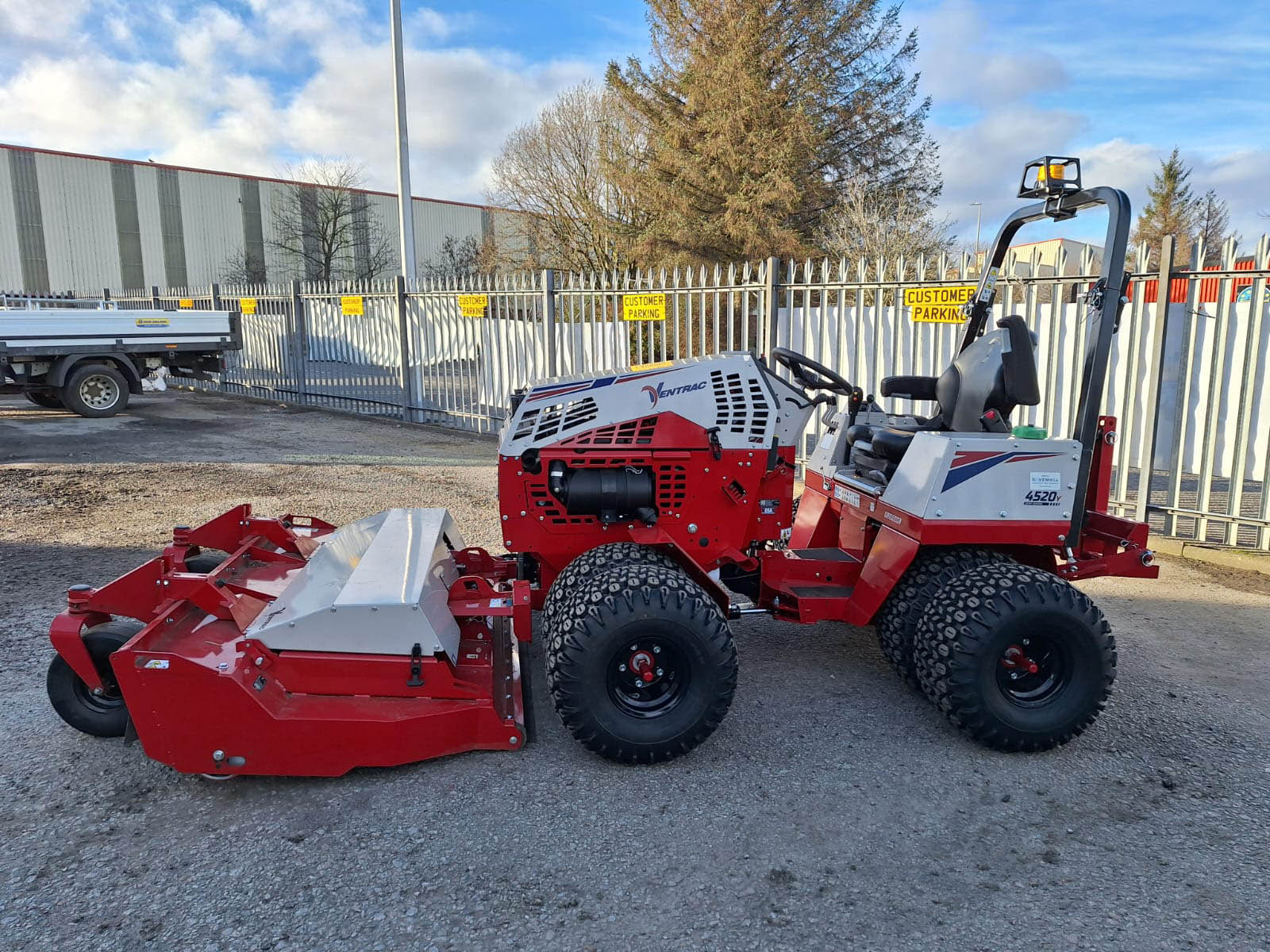 4520Y DEMO VENTRAC TRACTOR