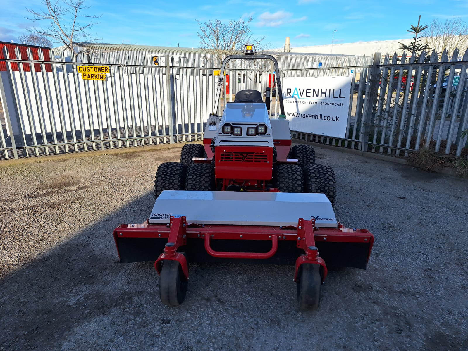 HQ682 DEMO VENTRAC MOWER