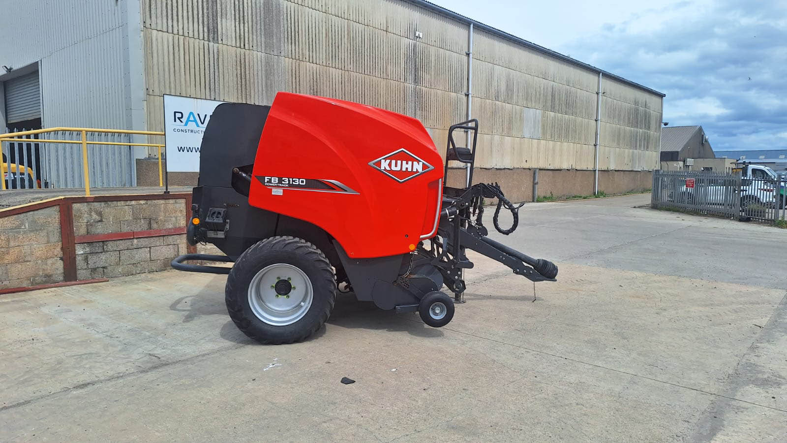 FB3130 KUHN OPTICUT BALER