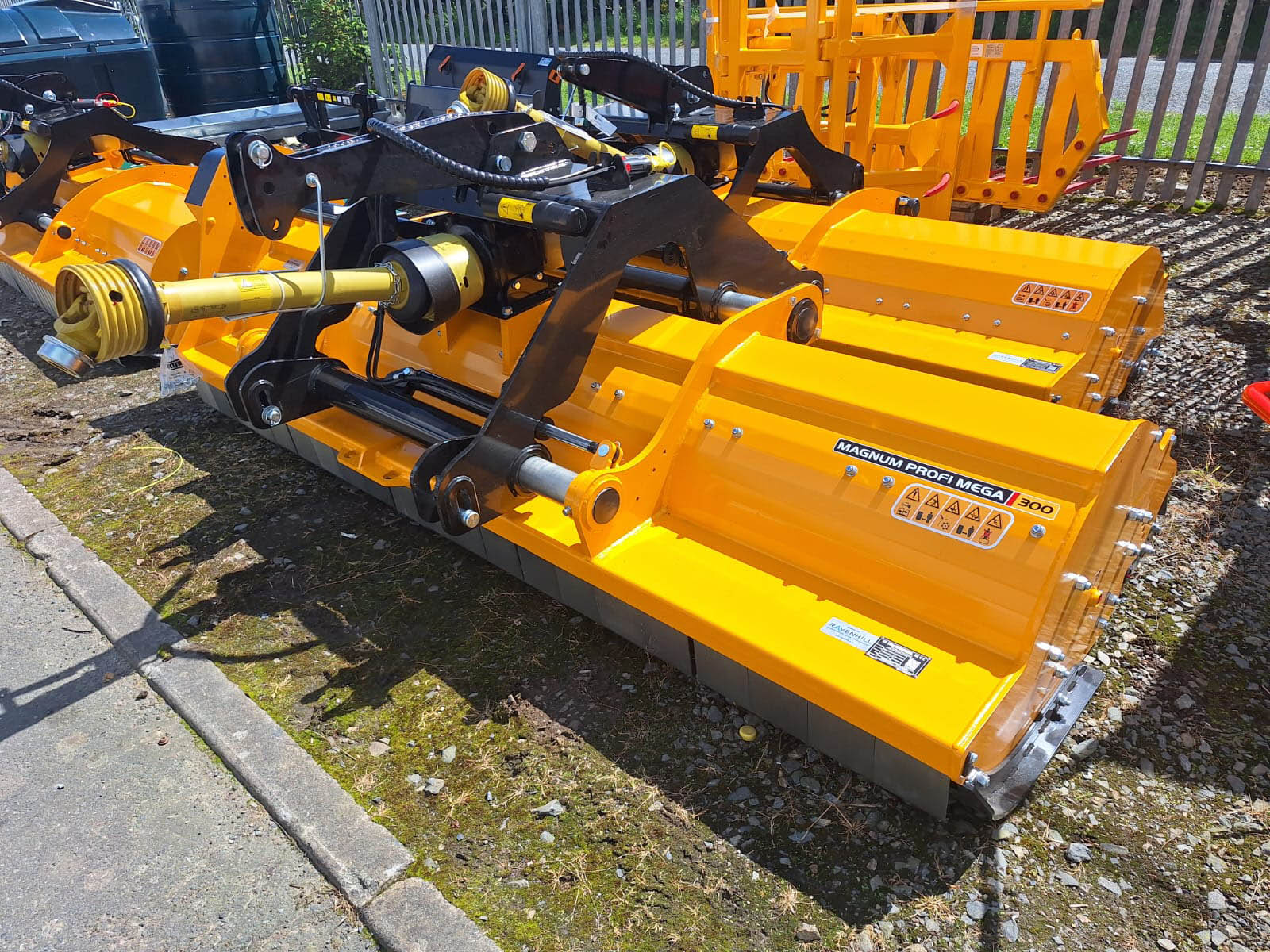 MEGA 300 MCCONNEL MOWER