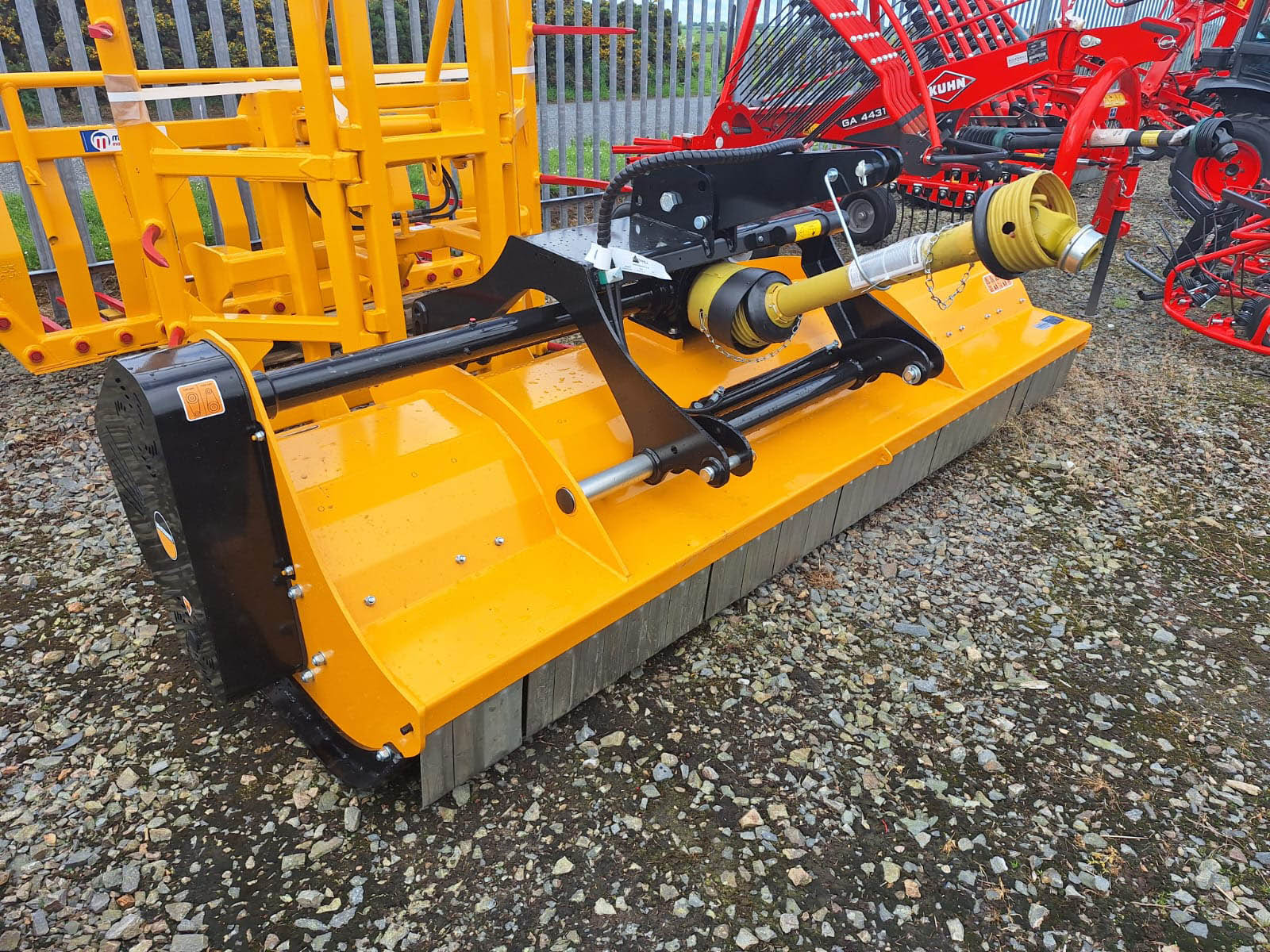 DOMINATOR 310 MCCONNEL MOWER