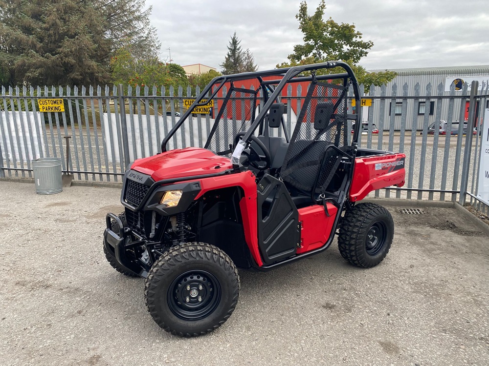 PIONEER 520 HONDA SXS520M2