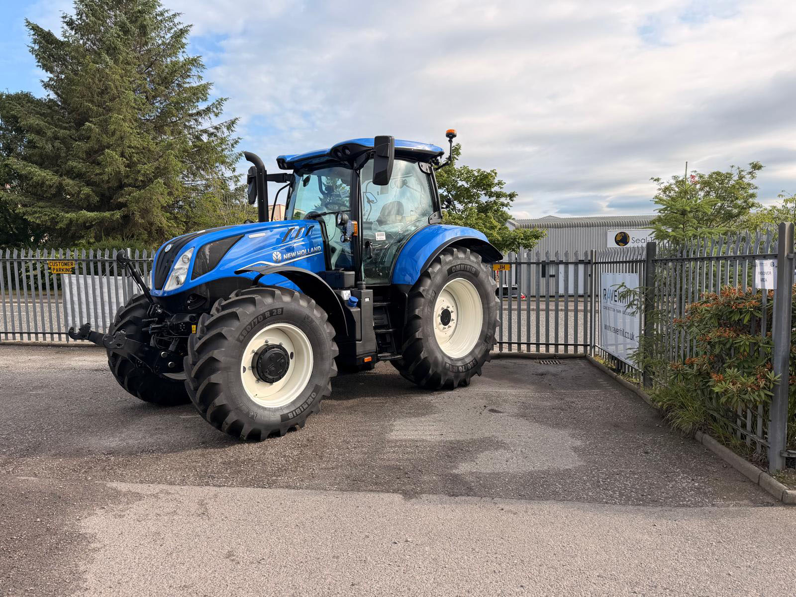 T6.180 DC NEW HOLLAND TRACTOR