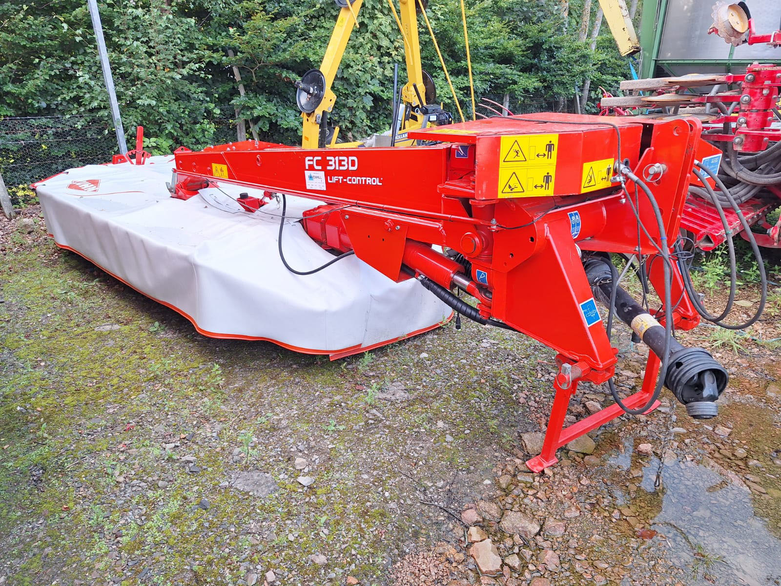 FC313D KUHN MOWER