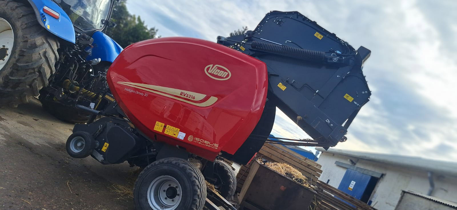 RV5216 VICON BALER